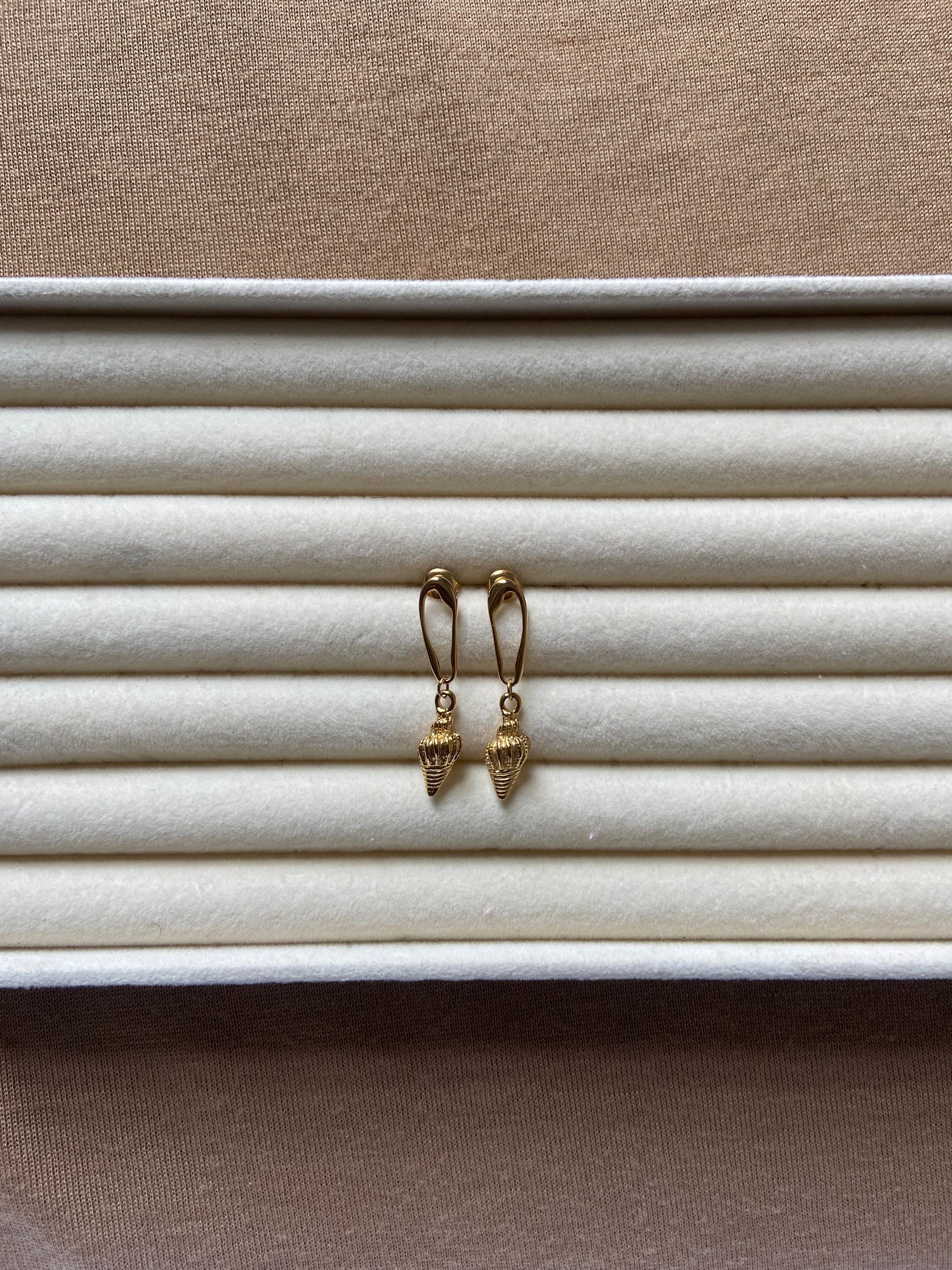 Milena Shell Earring